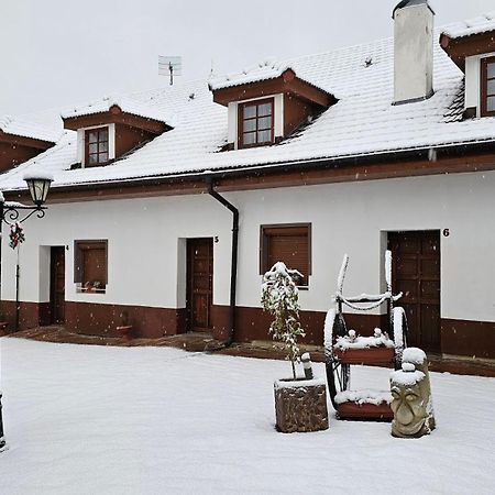 Zamecky Penzion Rotunda Břeclav المظهر الخارجي الصورة