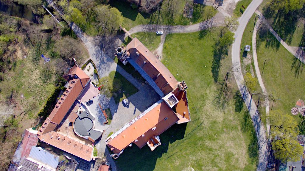 Zamecky Penzion Rotunda Břeclav المظهر الخارجي الصورة
